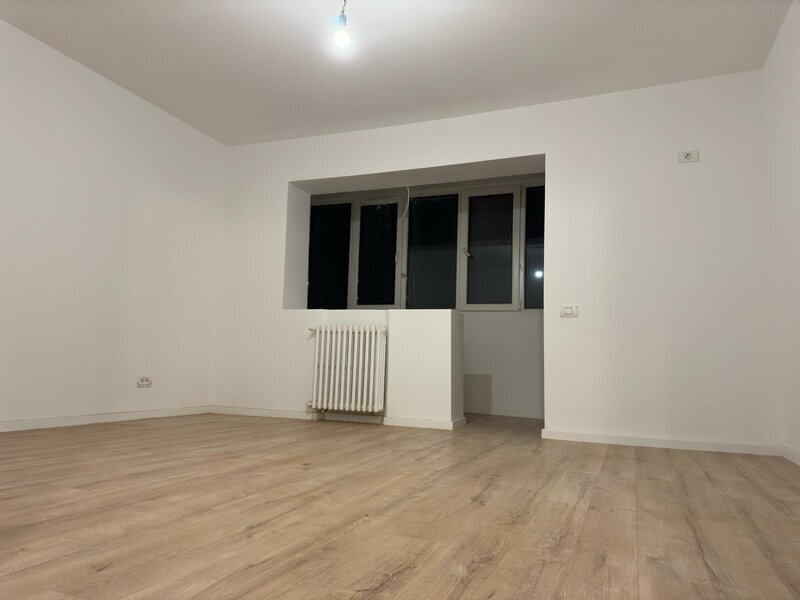 Titan, pe Stelian Mihale intersectie Postavarul,